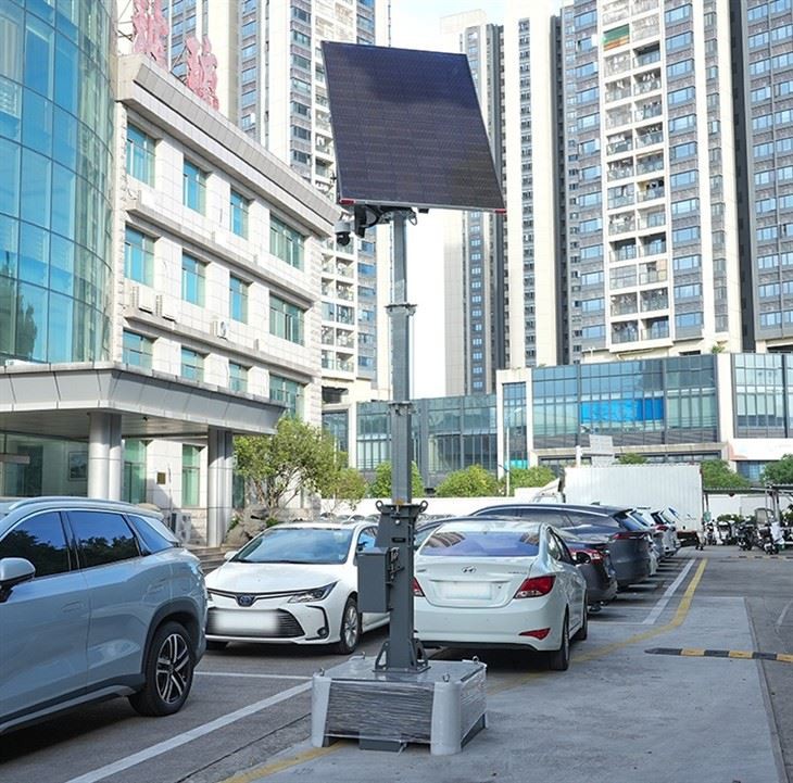 HiGUARD Mobile Solar Off-Grid Security Tower